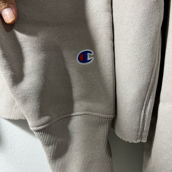 Champion Women’s Reverse Weave Drop Shoulder Cropped Hoodie size X small - Picture 8 of 9